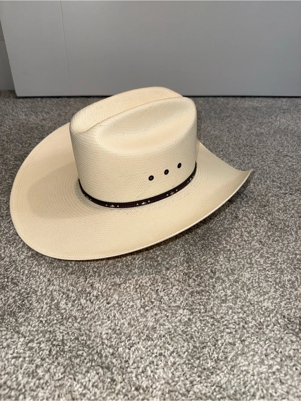 George Strait wide brim